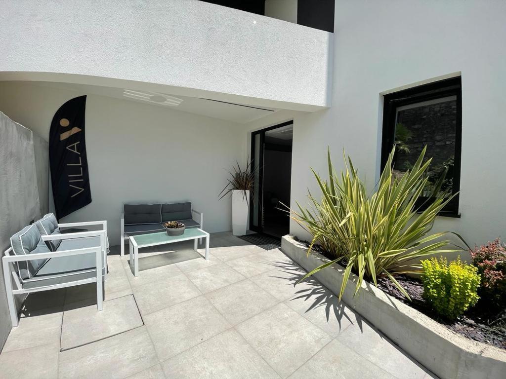 Aparthotel Villa V With Heated Pool Rijeka Zewnętrze zdjęcie